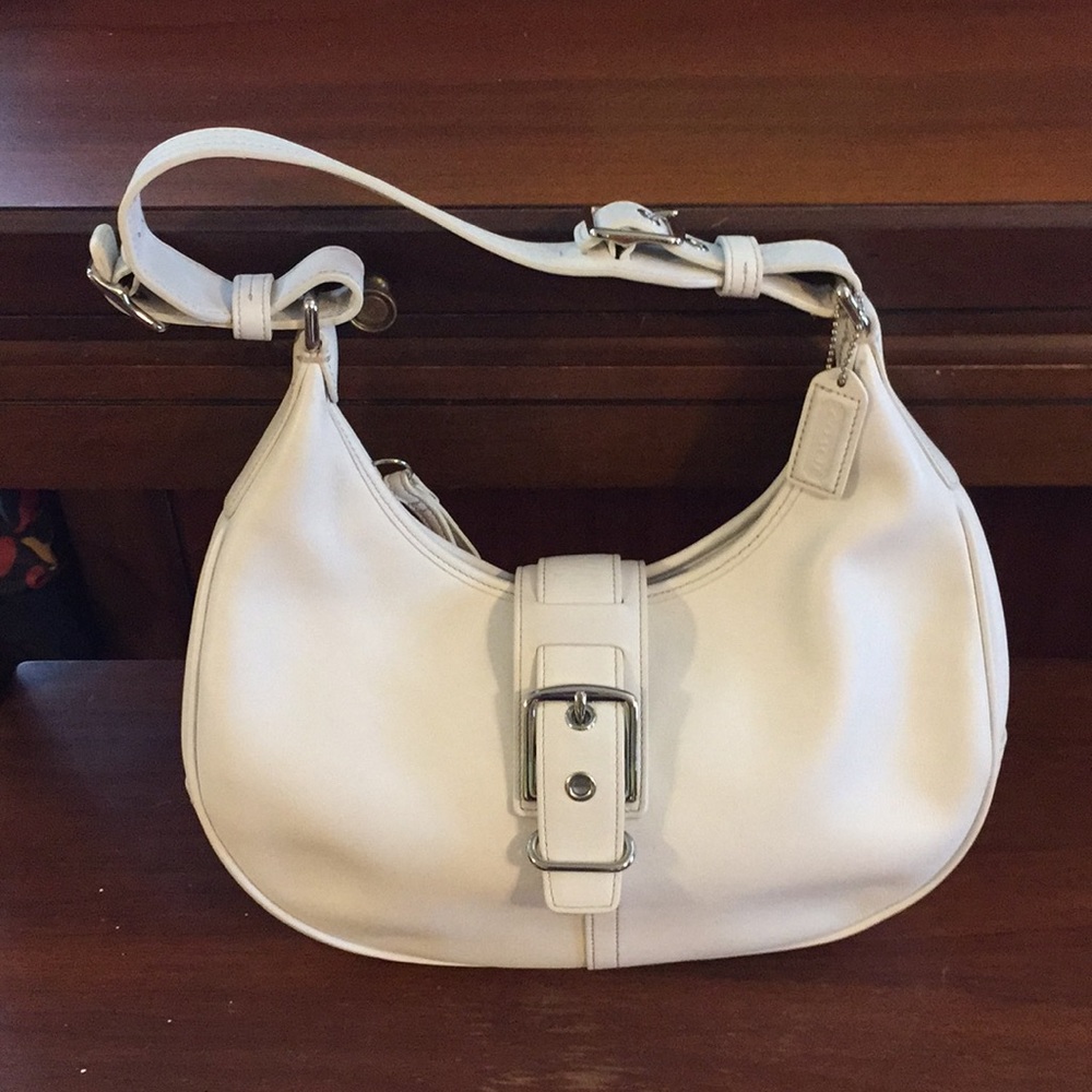 Beautiful white Coach shoulder bag